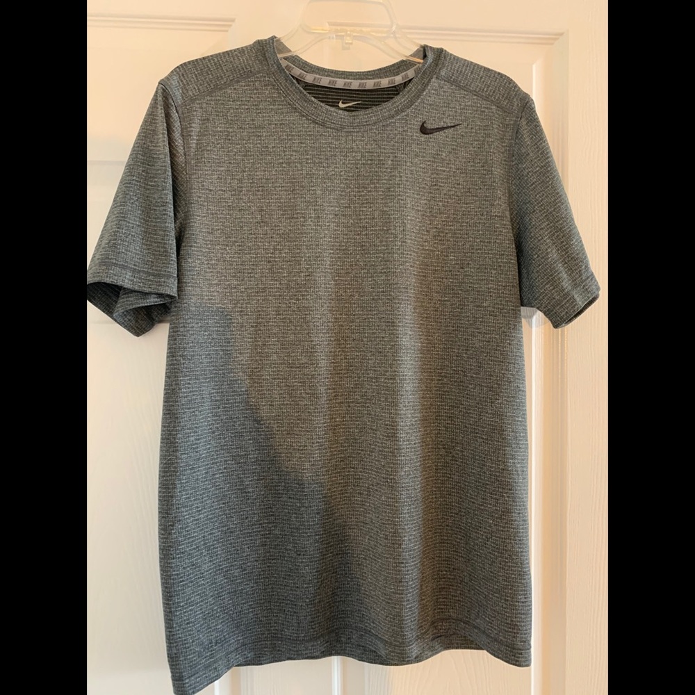 Men’s Nike Dri-Fit - Medium